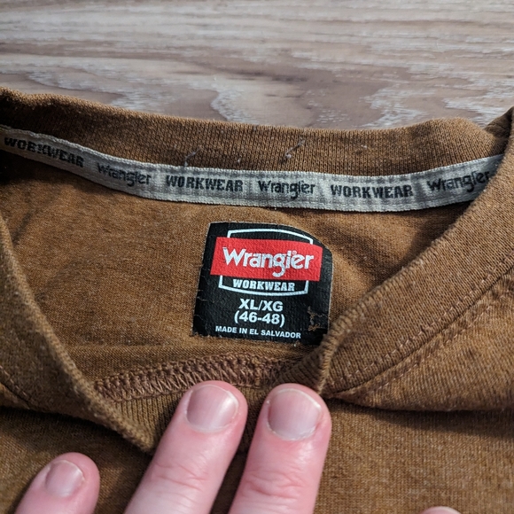Wrangler work wear shirt xl - Picture 3 of 3